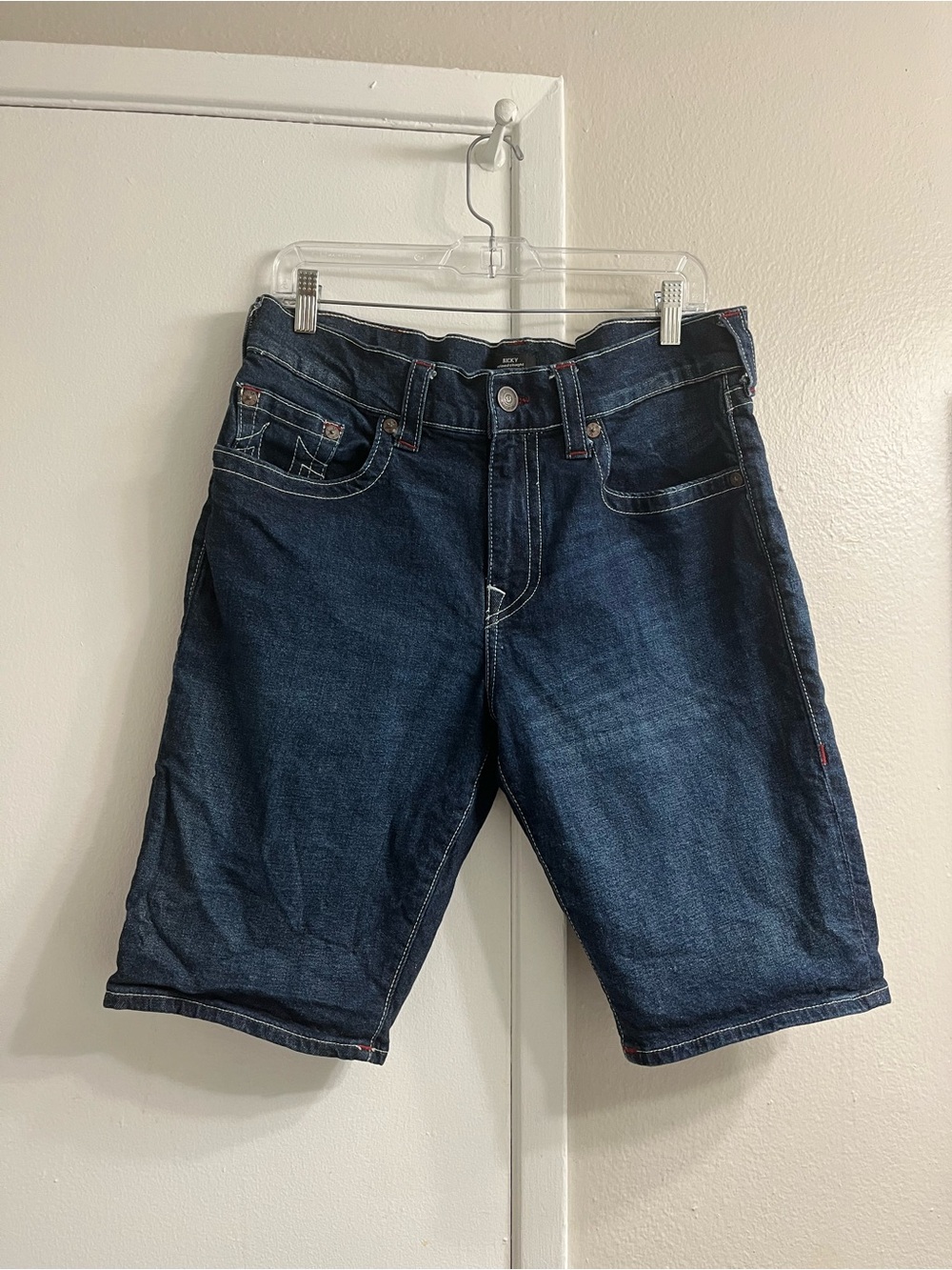 True Religion relaxed straight W34